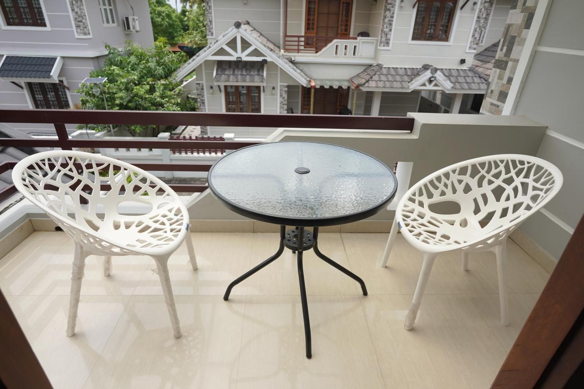 Swapna Home Suites Недумбассери Экстерьер фото