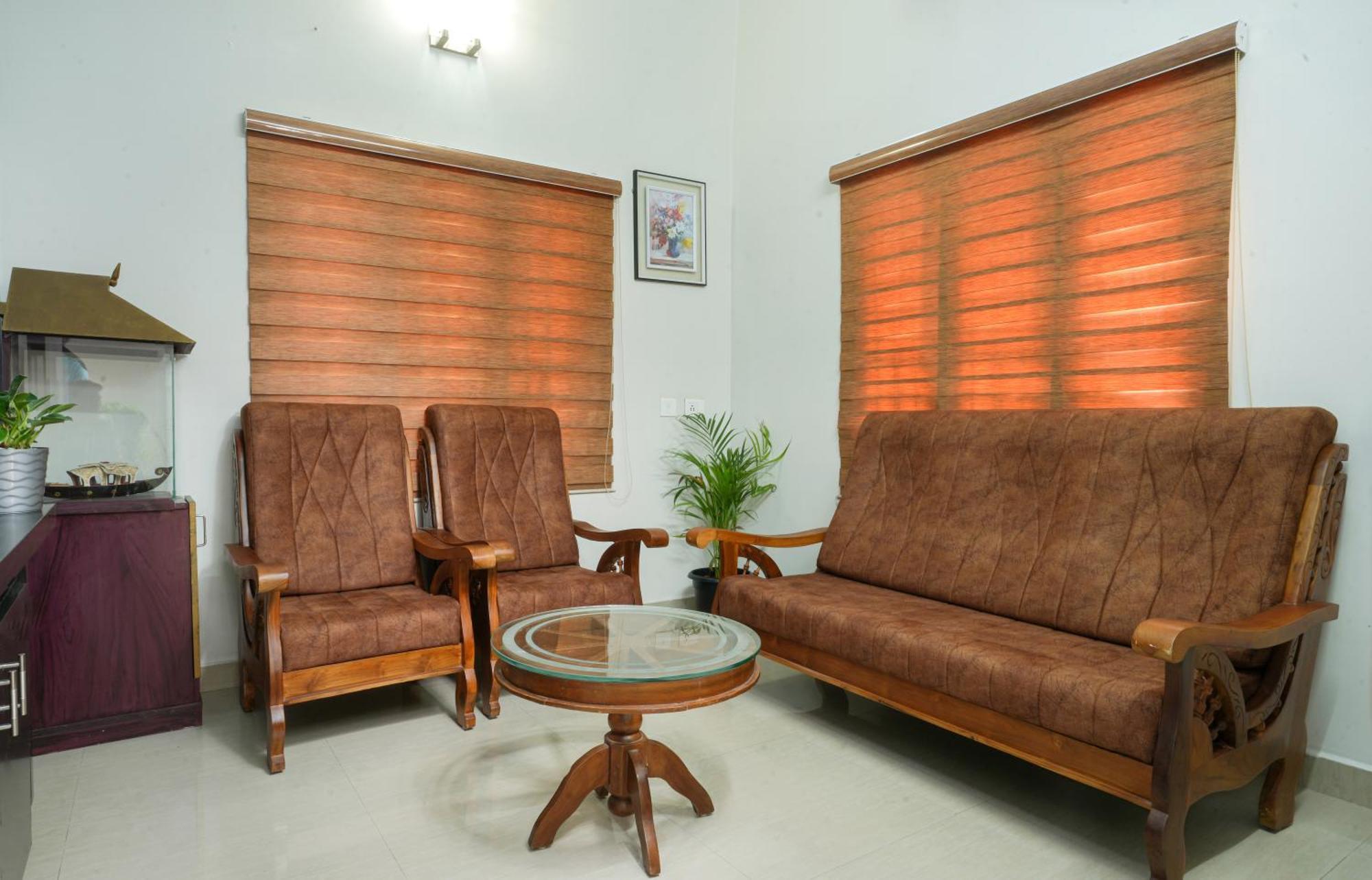 Swapna Home Suites Недумбассери Экстерьер фото